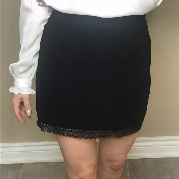 Konyali Skirt ⛄️With Lace - Picture 5 of 6